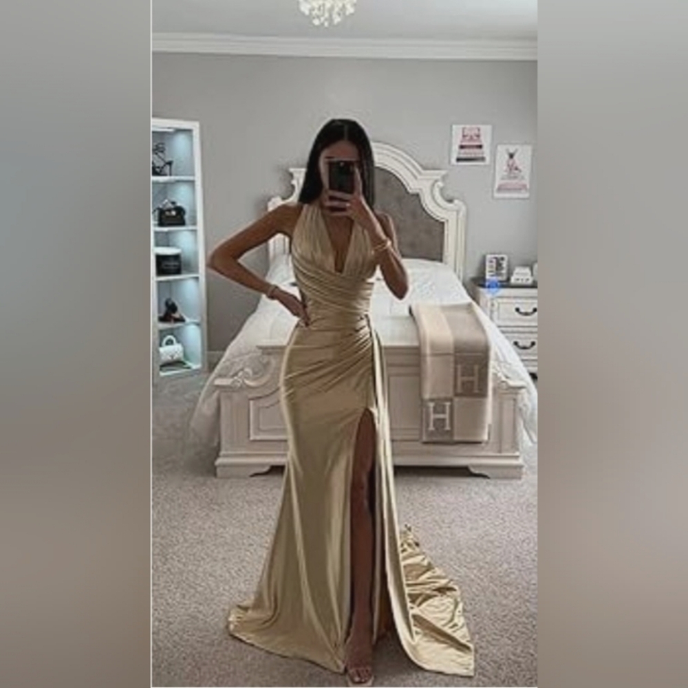 Women's formal dress